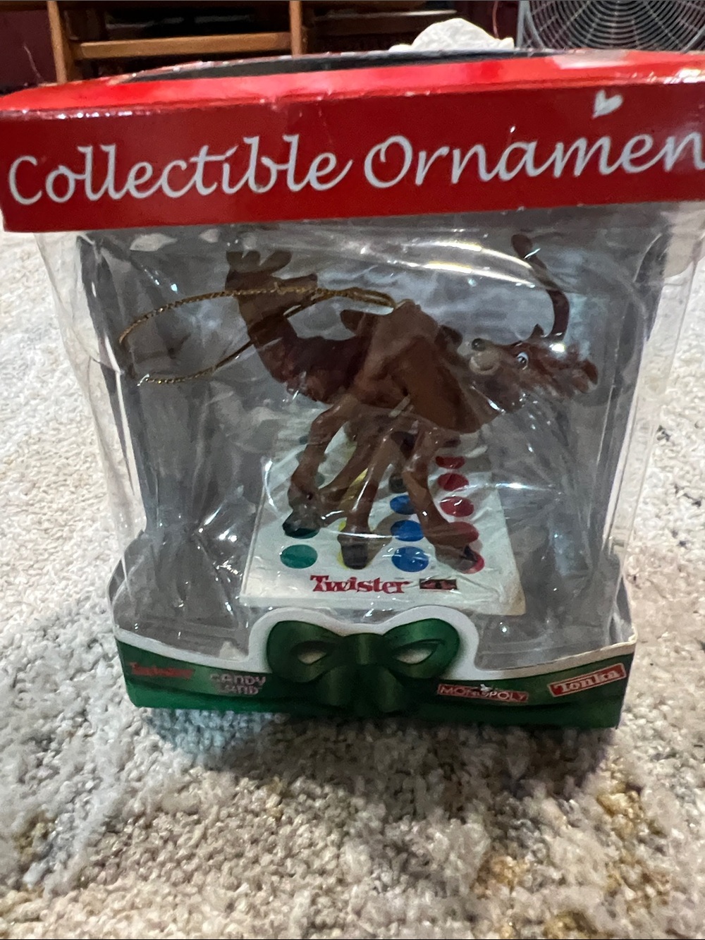 Twister reindeer Collectible Ornament hasbro z29